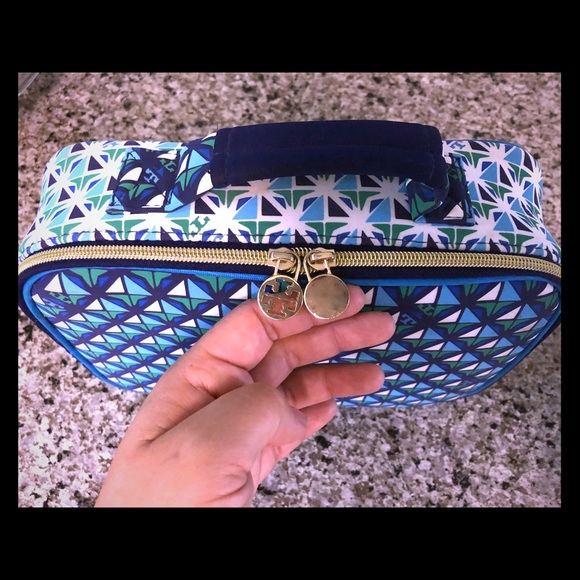 Tory Burch Handbags - Tory Burch lunch box